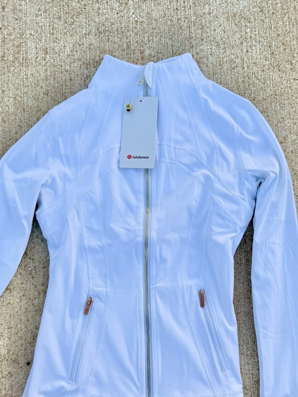 Lululemon White Luon Jacket & 6” Shorts Set Size 8 NWT 🤍